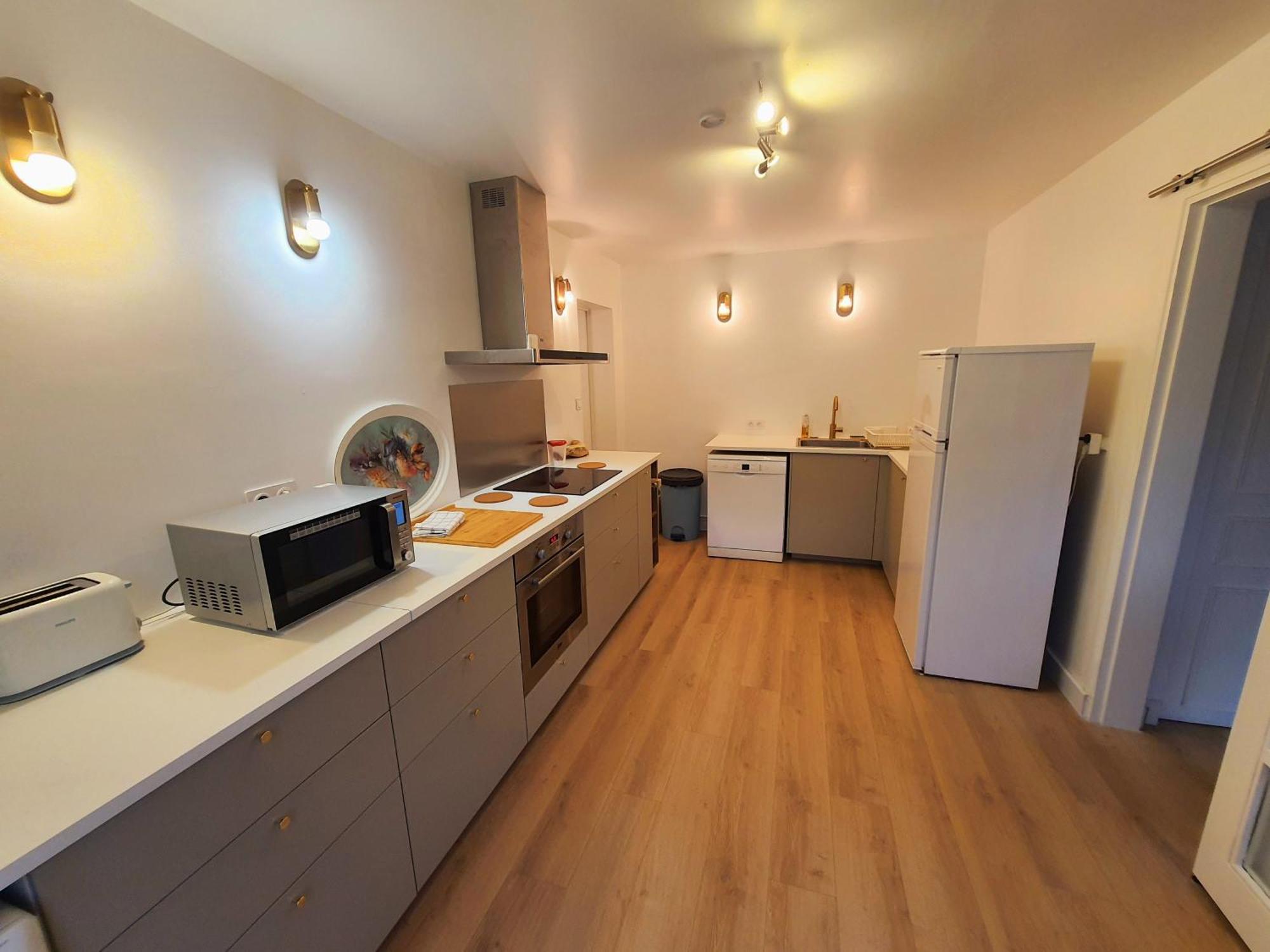Chambre Paisible Chez L'Habitant En Rez De Chaussee Avec Salle D'Eau 10 Min Gare Et Centre Ville Evreux Ngoại thất bức ảnh